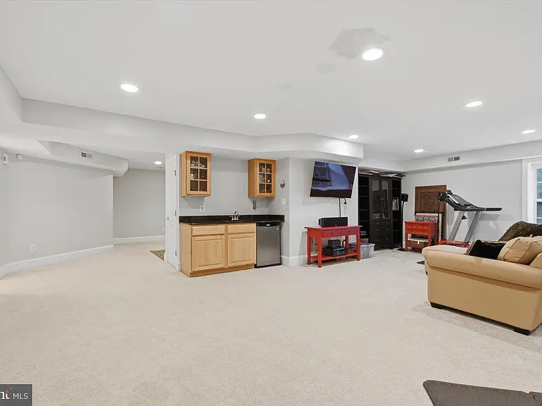47791 Macgill Ct — Photo 35