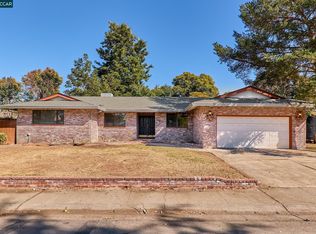 8119 Center Pkwy, Sacramento, CA 95823