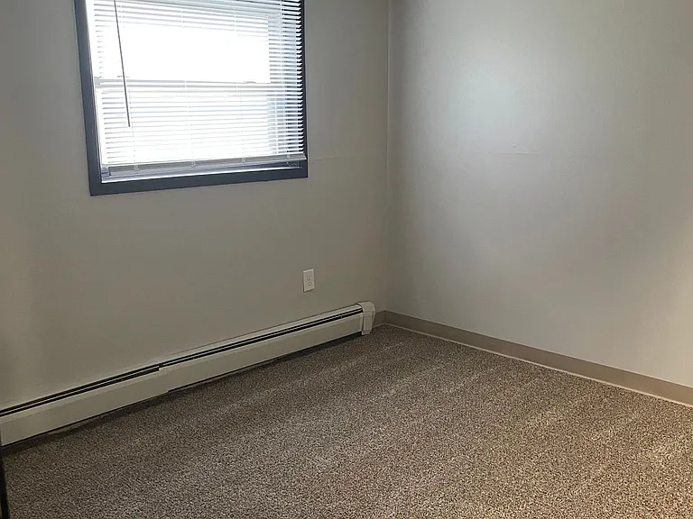Southview Apartments — Photo 8