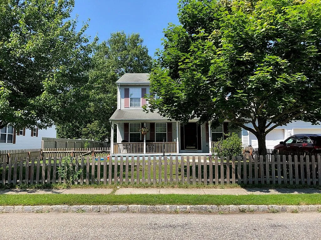 14 Brentwood Dr photo 1