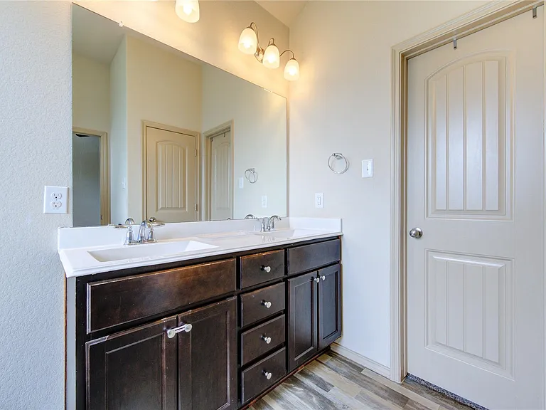 5206 Rosehill Ridge Ct — Photo 34