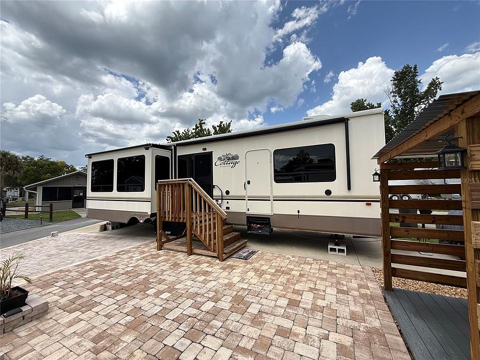 1st image of 2856 NE 104TH AVENUE LOT 84