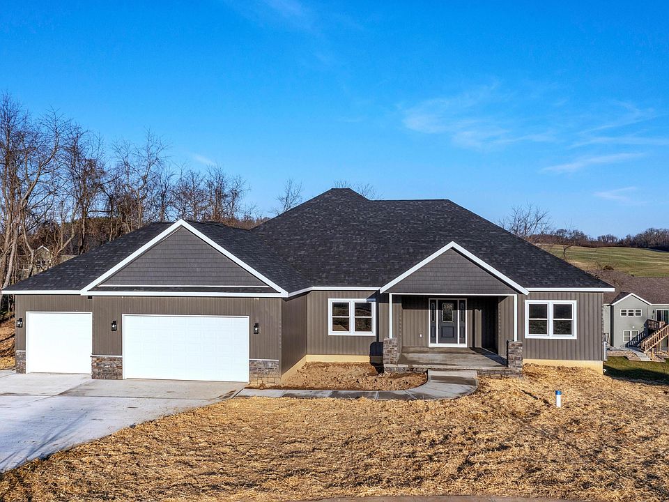 1st image of 122 Honeysuckle Ln