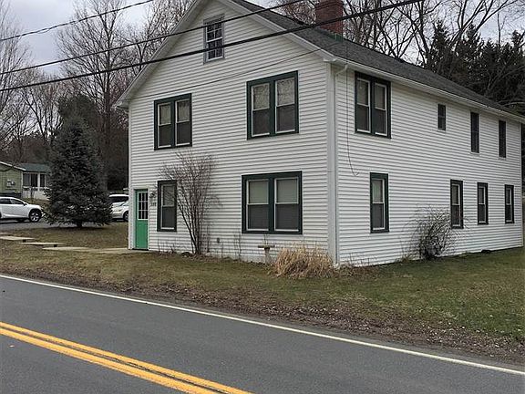 3rd image of 398 Pinewoods Ave