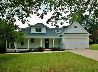 4105 Pine Vale Rd, Gainesville, GA 30507