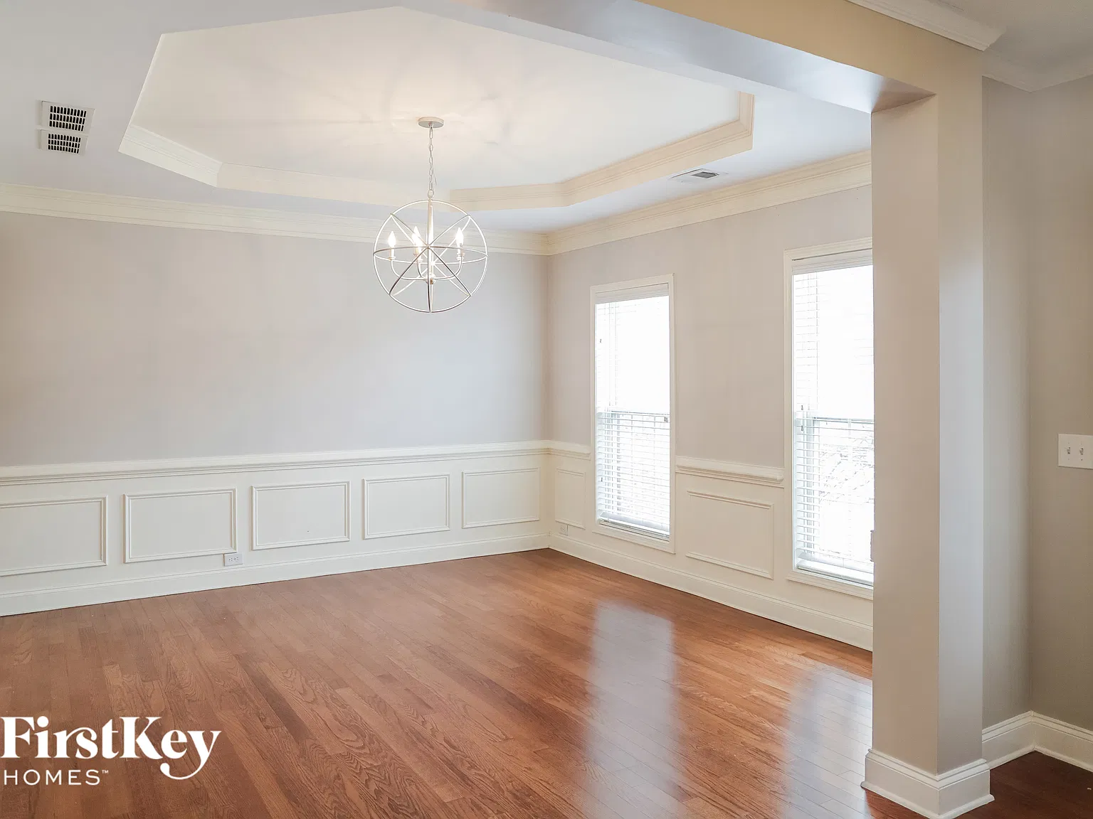 3 bed, 2.5 bath, 2470 sqft, $2,945 — Photo 4