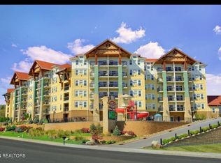 3415 Teaster Ln #401, Pigeon Forge, TN 37863