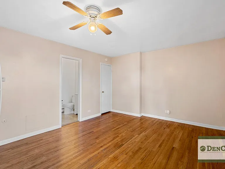 1840 Vine St #4 — Photo 6