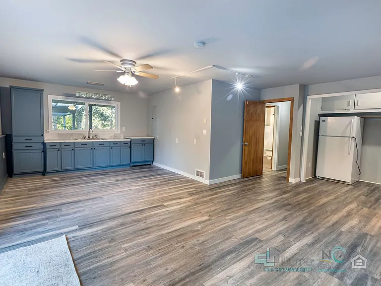 242 Hemlock St — Photo 50