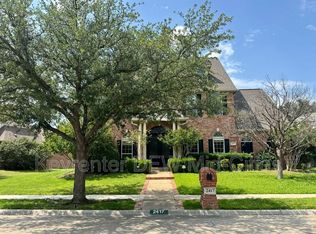 2417 Creekside Cir S, Irving, TX 75063