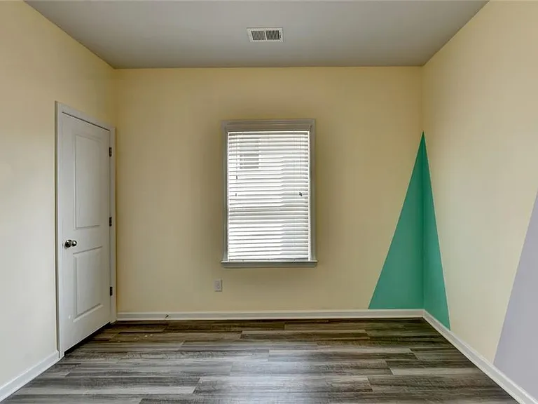 3335 Fall Branch Ln — Photo 26