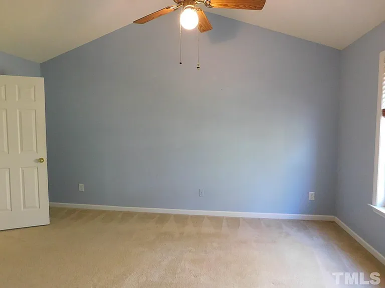 2008 Metacomet Way — Photo 15