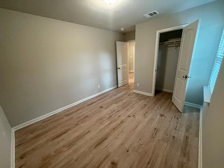 44007 Covington Rdg — Photo 4