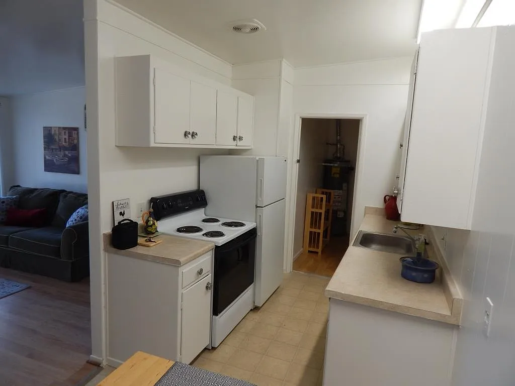 1 bed, $1,700 — Photo 2