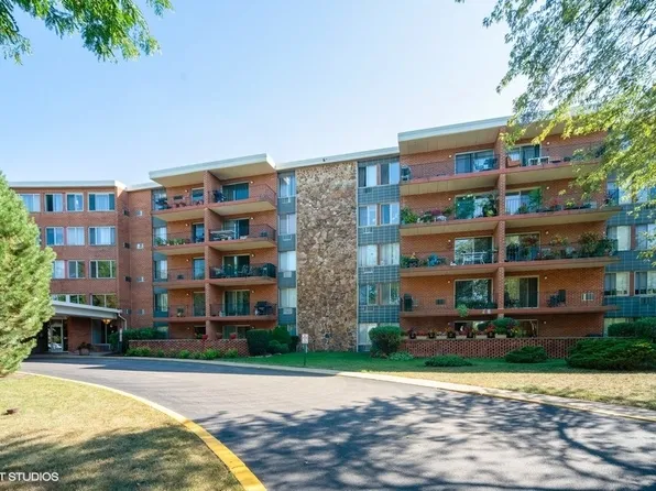 16 E Old Willow Road 206 S, Prospect Heights, IL 60070
