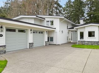 3900 Rowley Rd, Saanich, BC V8N4C2