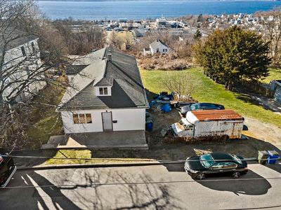 371 Clarkson St, Fall River, MA, 02724