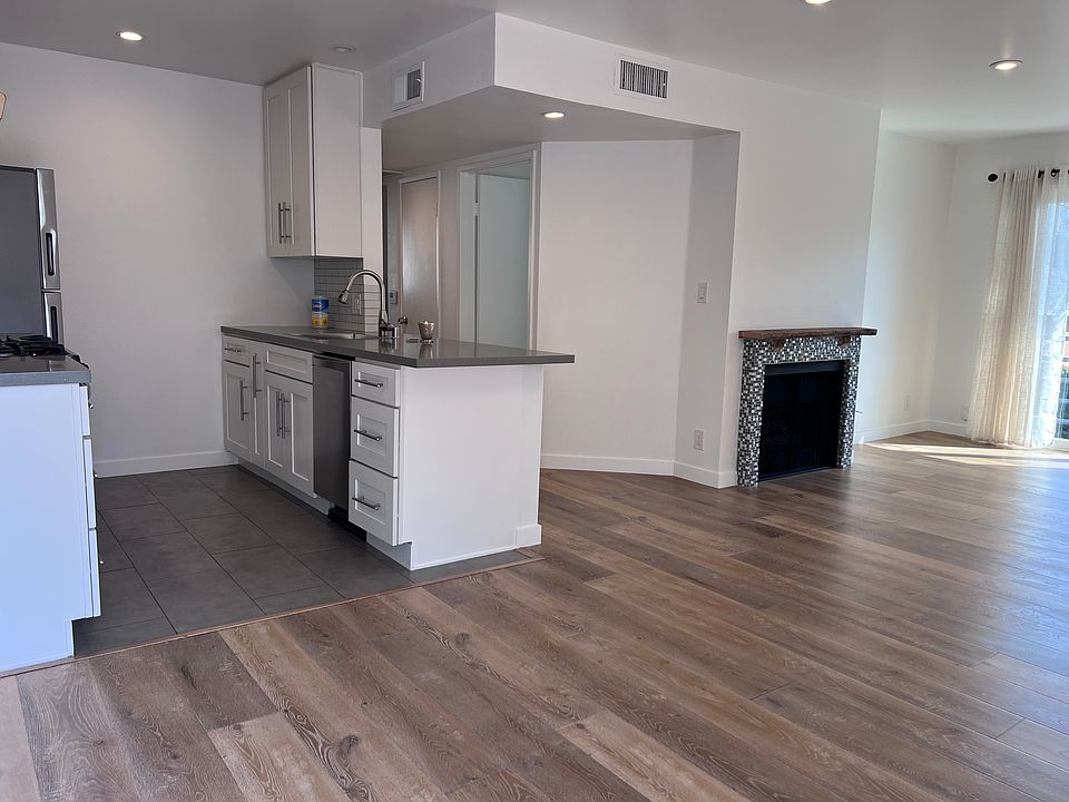 Open concept kitchen great room