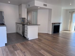 5302 Cahuenga Blvd APT 104, North Hollywood, CA 91601