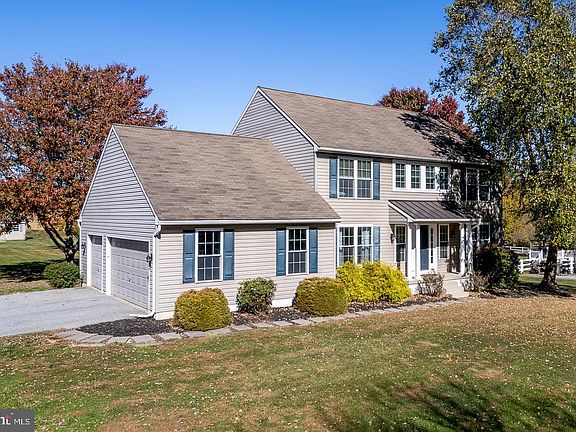 2nd image of 217 Country Dr