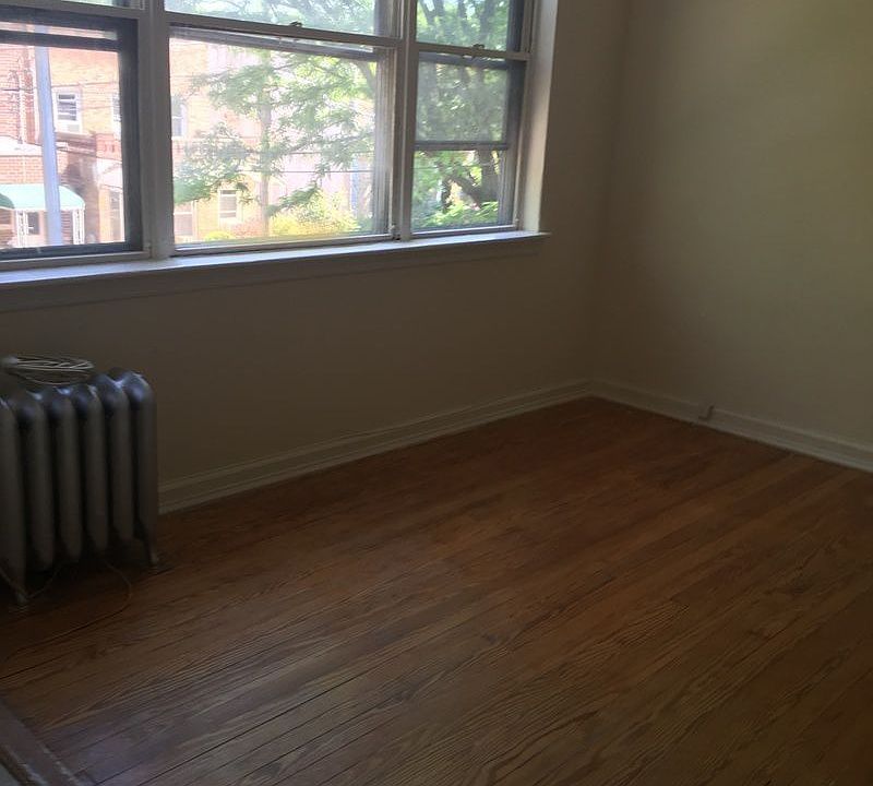 1st image of 2326 24th St