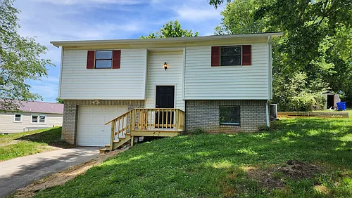 2456 Fairview Rd Photo 1
