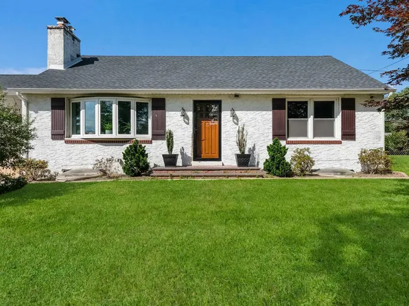 501 Vernon Rd, Willow Grove, PA 19090