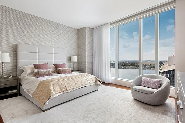 Sold by Douglas Elliman | media 18