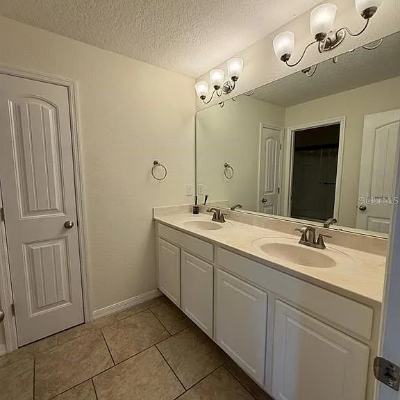2342 Beacon Landing Cir — Photo 30