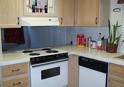 1st image of 20 Lake Pointe Dr #20