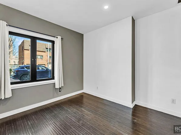 145 McGuinness Blvd APT 1A, Brooklyn, NY 11222