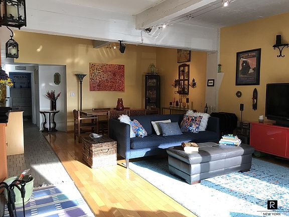4th image of 42 Bay Street Lndg #02D