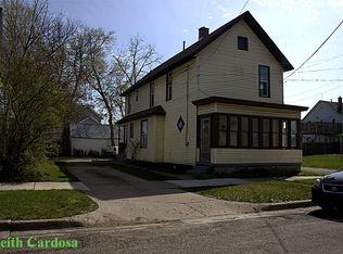 812 Park St SW, Grand Rapids, MI 49504
