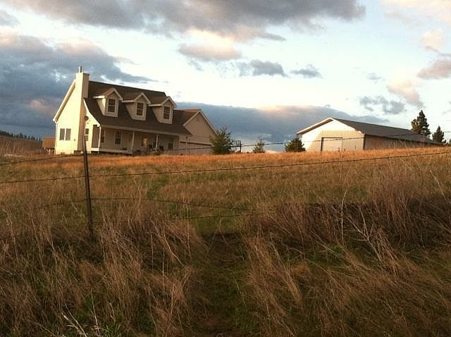 1st image of 16607 E Gibbs Ln
