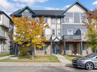114 S New Brighton Lndg SE, Calgary, AB T2Z1C1