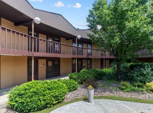 1441 S Van Dyke Rd APT 2H, Appleton, WI 54914