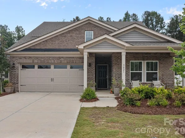 9021 Myrna Dr, Gastonia, NC 28056