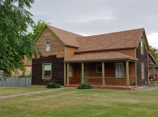 305 W 15th St, Russell, KS 67665