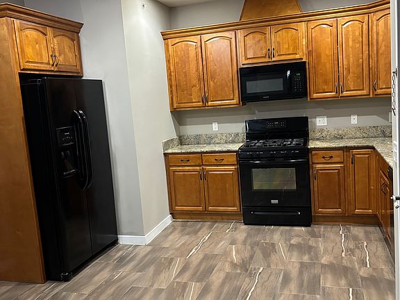 2nd image of 451 Madison Ave Unit 306
