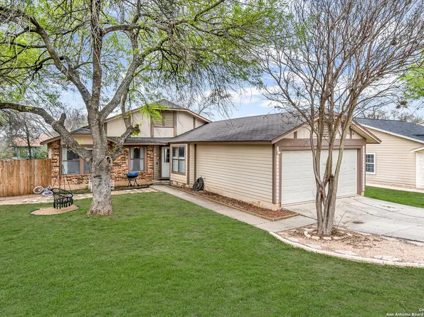251 Burlington Dr, San Antonio, TX 78245