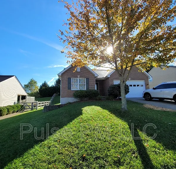 10189 Chestnut Oak Dr — Photo 3