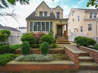 14611 20th Rd, Whitestone, NY 11357