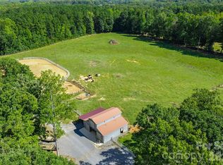 996 Beamguard Rd, Clover, SC 29710