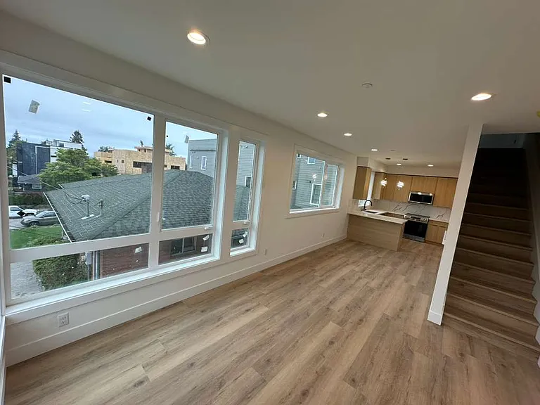 4318 SW Holly St — Photo 11