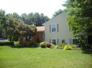 12008 Grantwood Dr, Fredericksburg, VA 22407