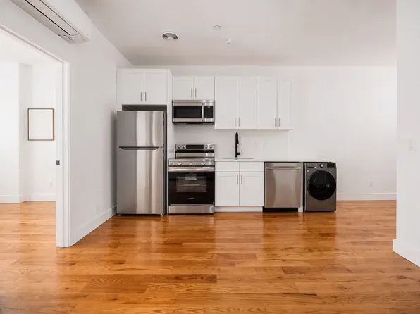 431 Warwick Street image 1 of 5