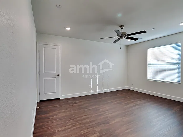 296 Austin Bellerose Pl — Photo 11