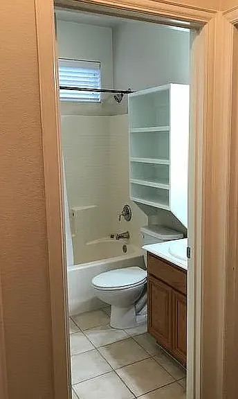 DOWNSTAIRS BATH