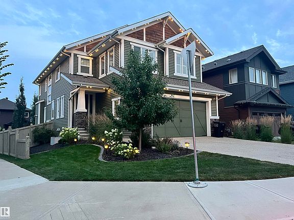 3rd image of 5966 Edmonds Cres NW