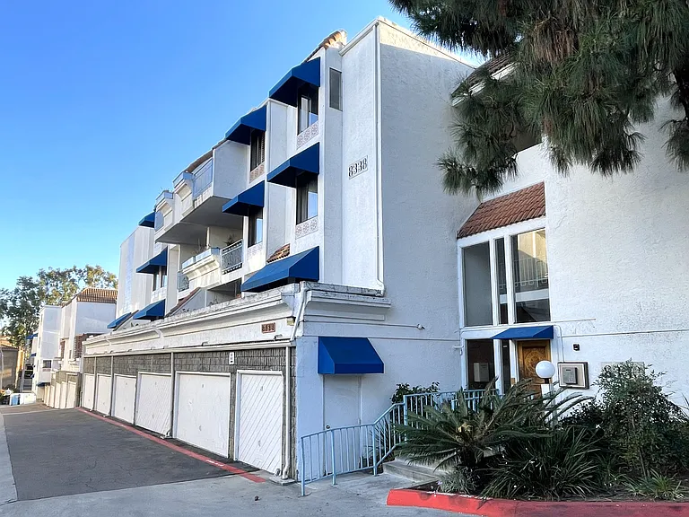 8338 Regents Rd #3O — Photo 23